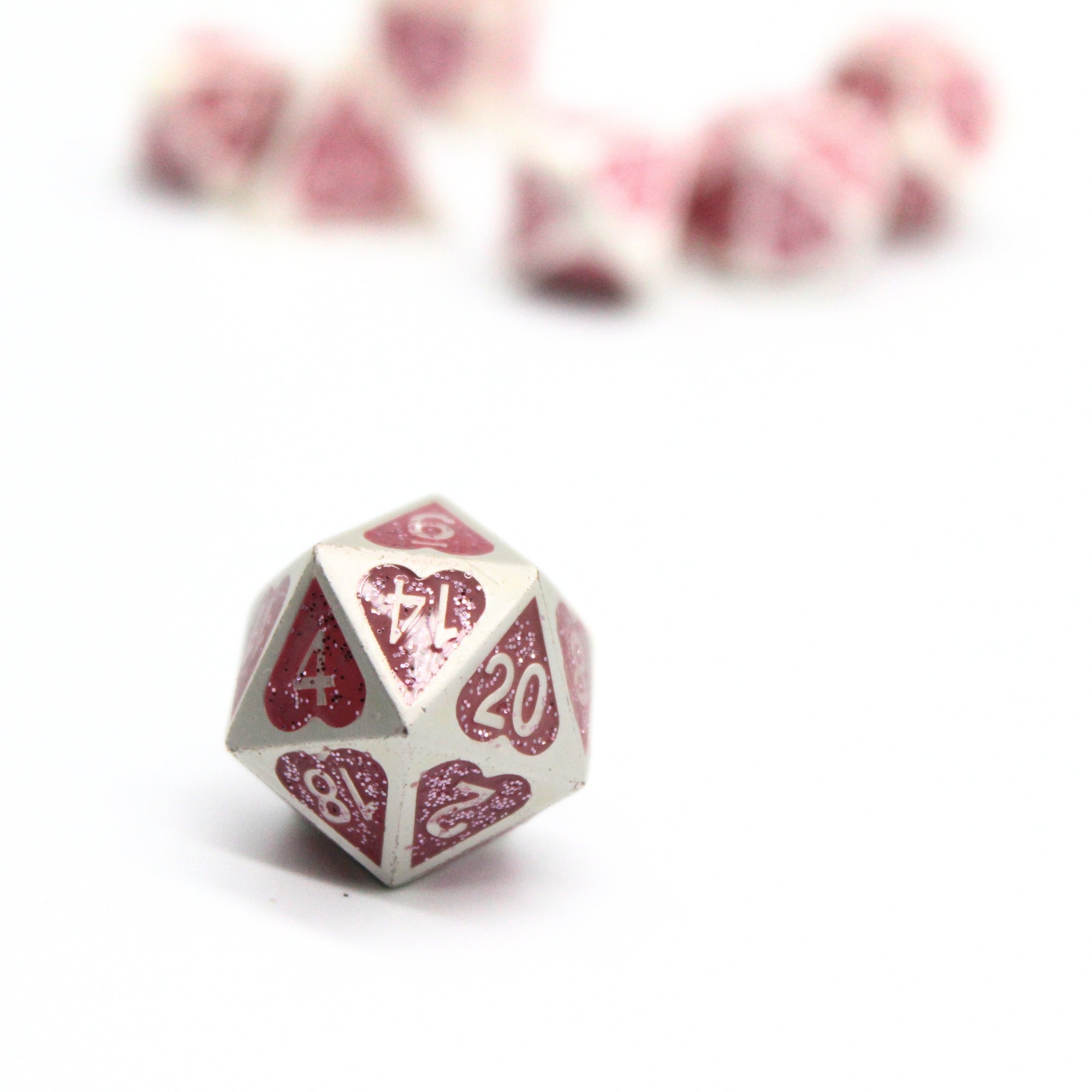 Pink Sparkle Hearts Metal Dice (7pcs Set)