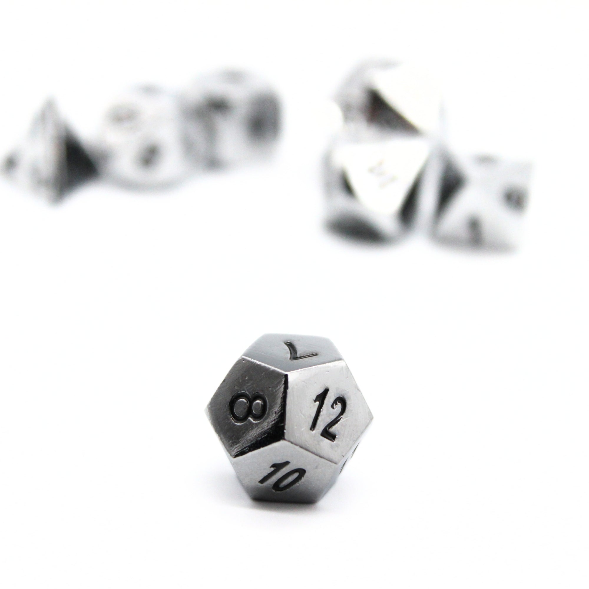 Silver Plated Metal Dice (7pcs Set)