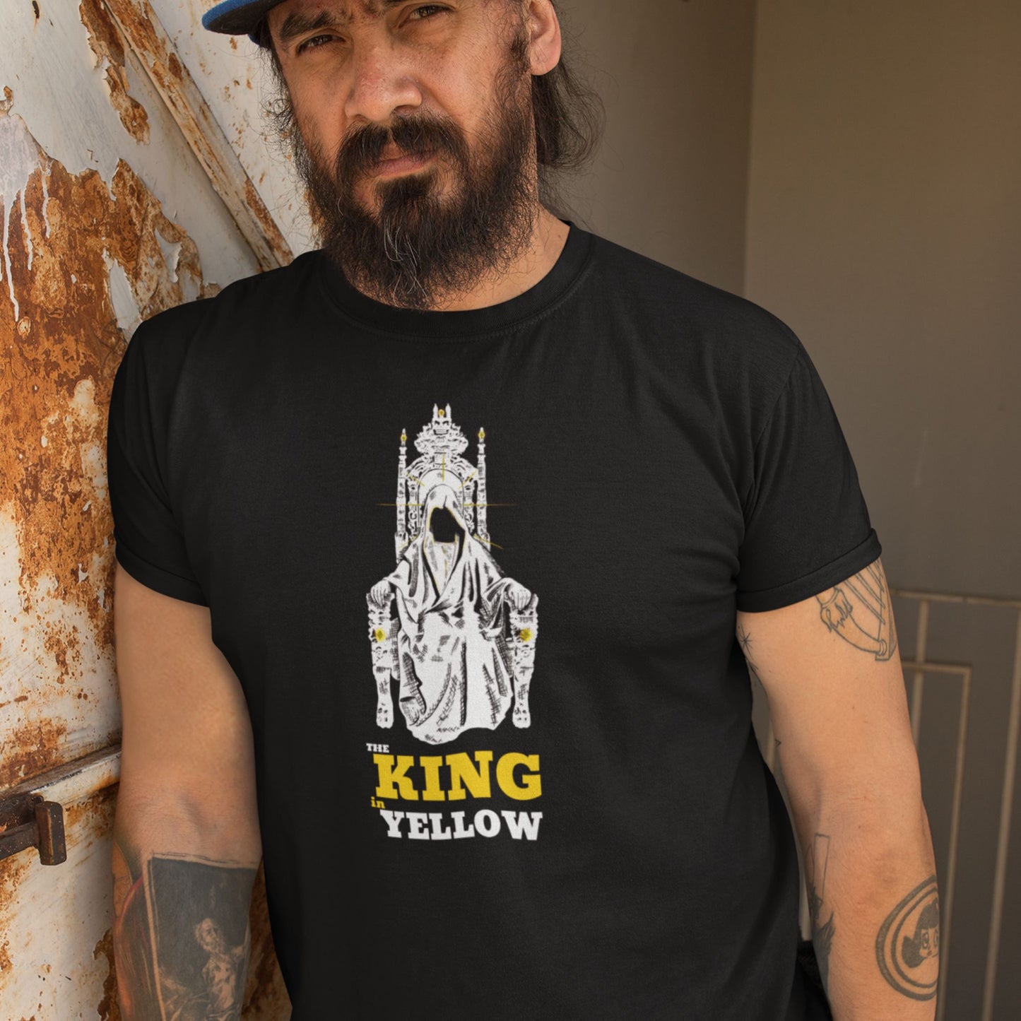The King in Yellow T-Shirt (Unisex)